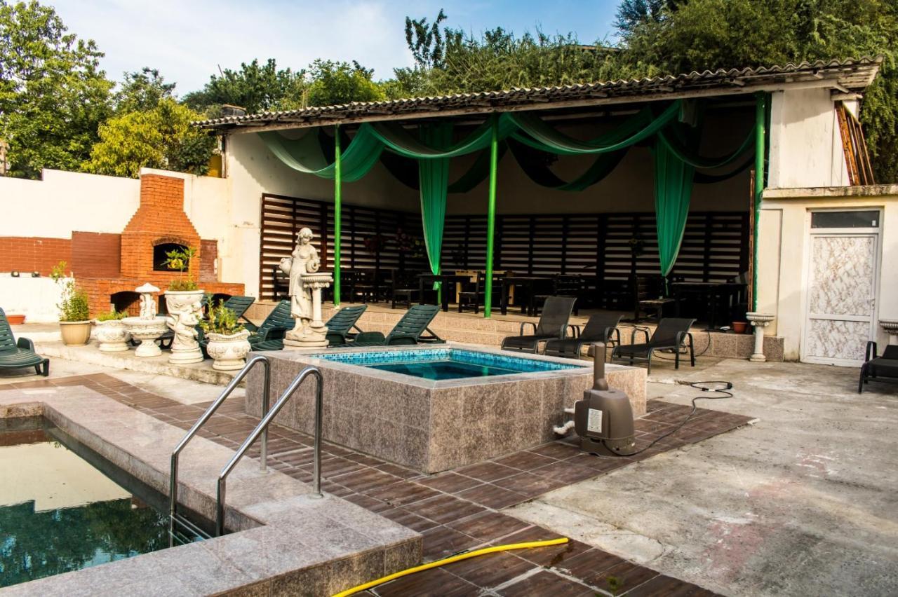 Casa Rico Hotel Tulcea Exterior foto